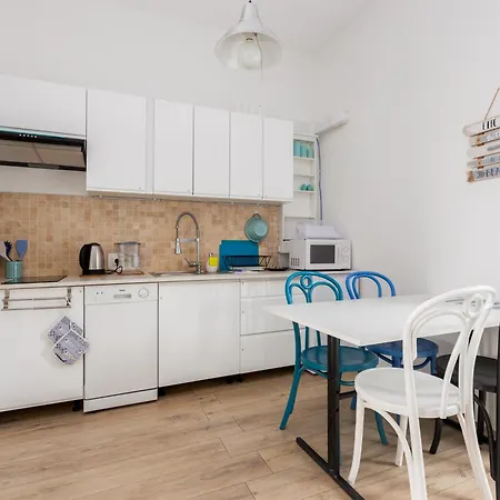 Robotnicza 2-bedroom Apartamento *